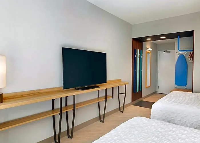 Tru By Hilton Hotel 3*