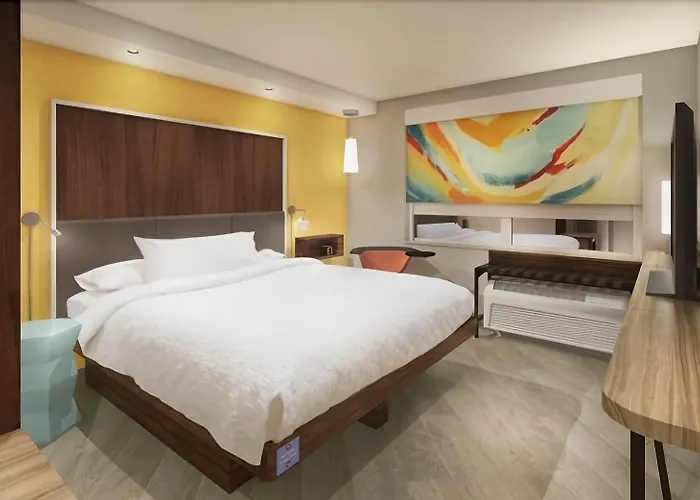 Tru By Hilton Hotel 3*